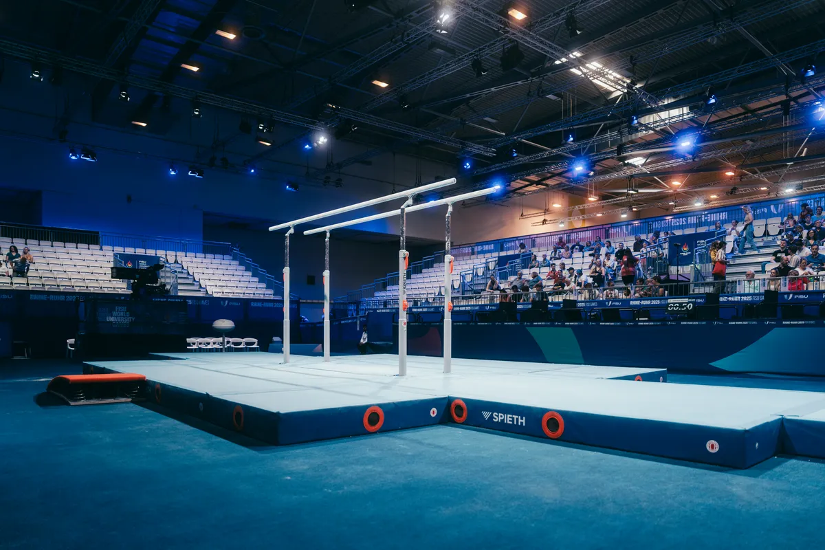 SPIETH – Parallel Bars "Melbourne Pro" with integrated wheel system SPIETH – Parallel Bars "Melbourne Pro" with integrated wheel system